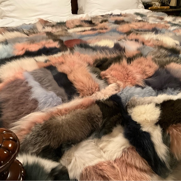 Fox Fur Blanket, custom made, patch style with stunning colors!!! - Picture 5 of 11